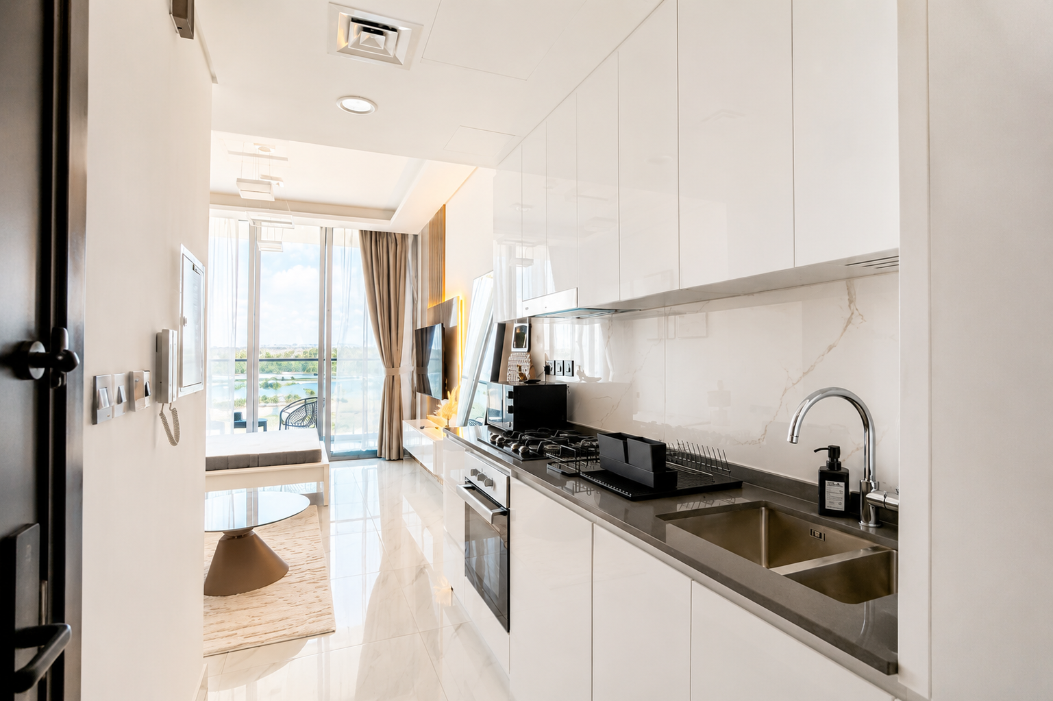 Luxury Living | Golf Course Community | Prime Location