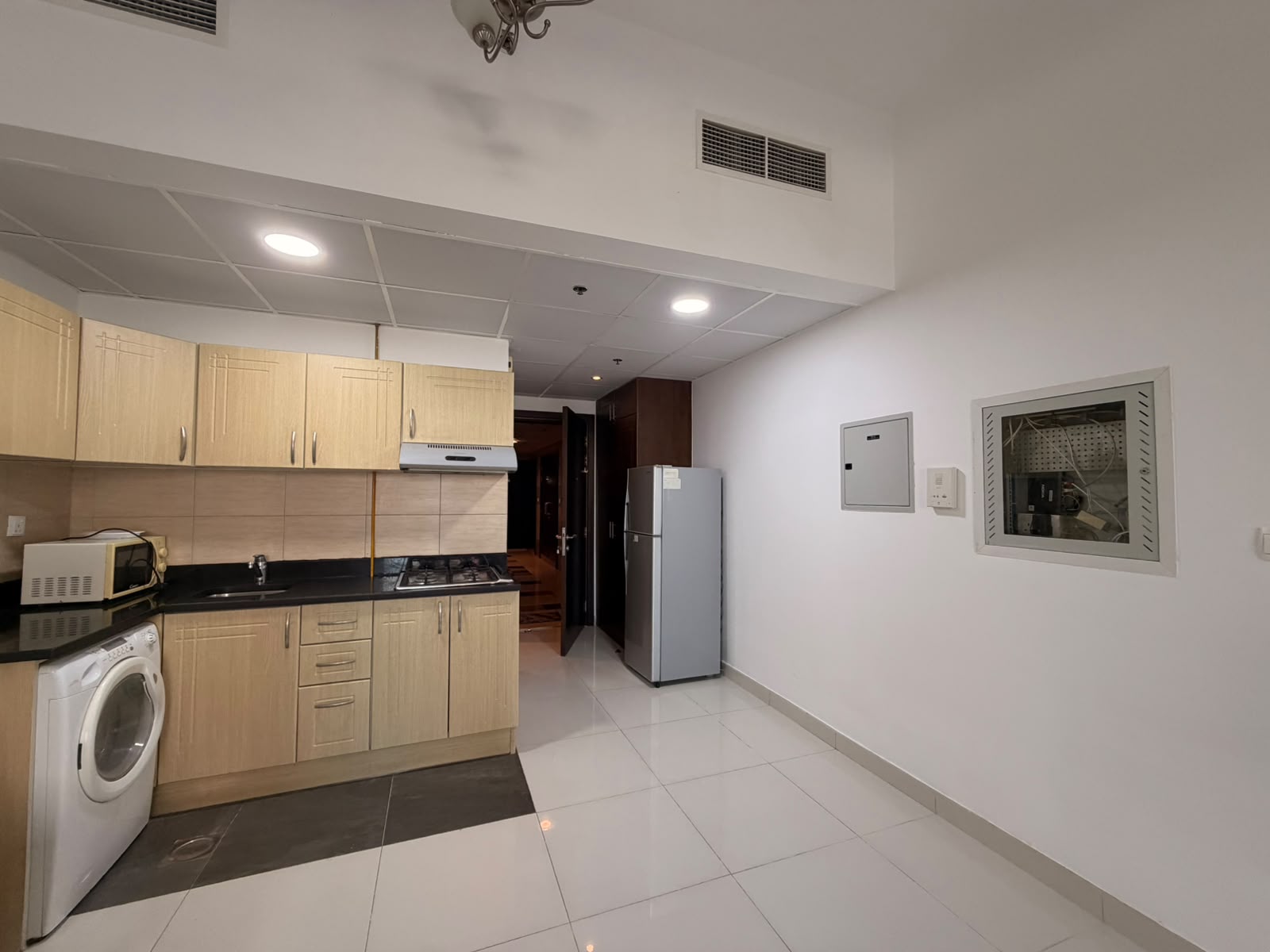 Community View Studio w/Balcony | Furnished | Ready to Move