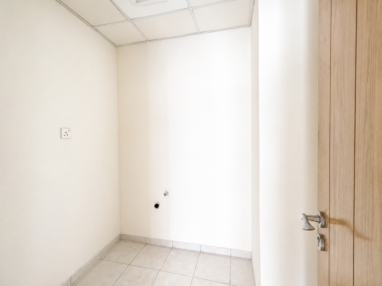 Community View | Apartment with Balcony | Vacant