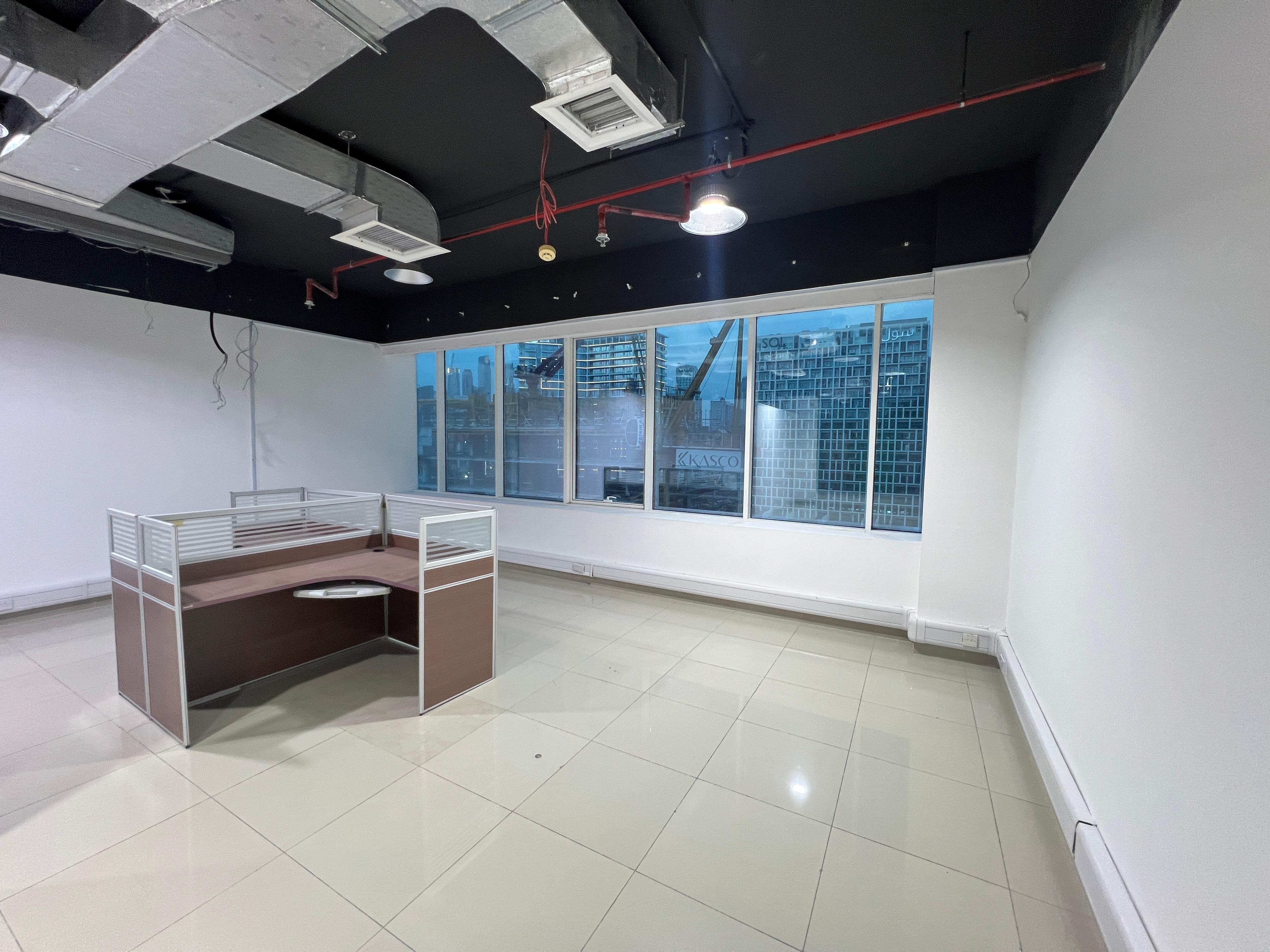 Spacious Office | Ready to Move-in | City View
