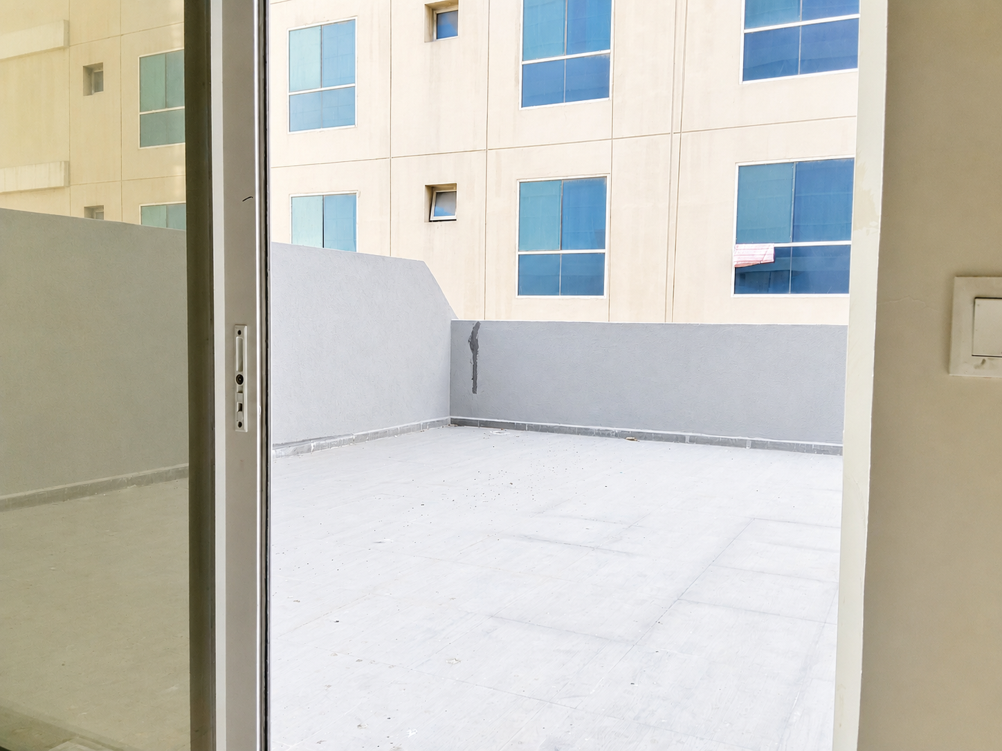 1 BHK | Huge 833 Sq. Ft. Private Terrace | Only AED 60K