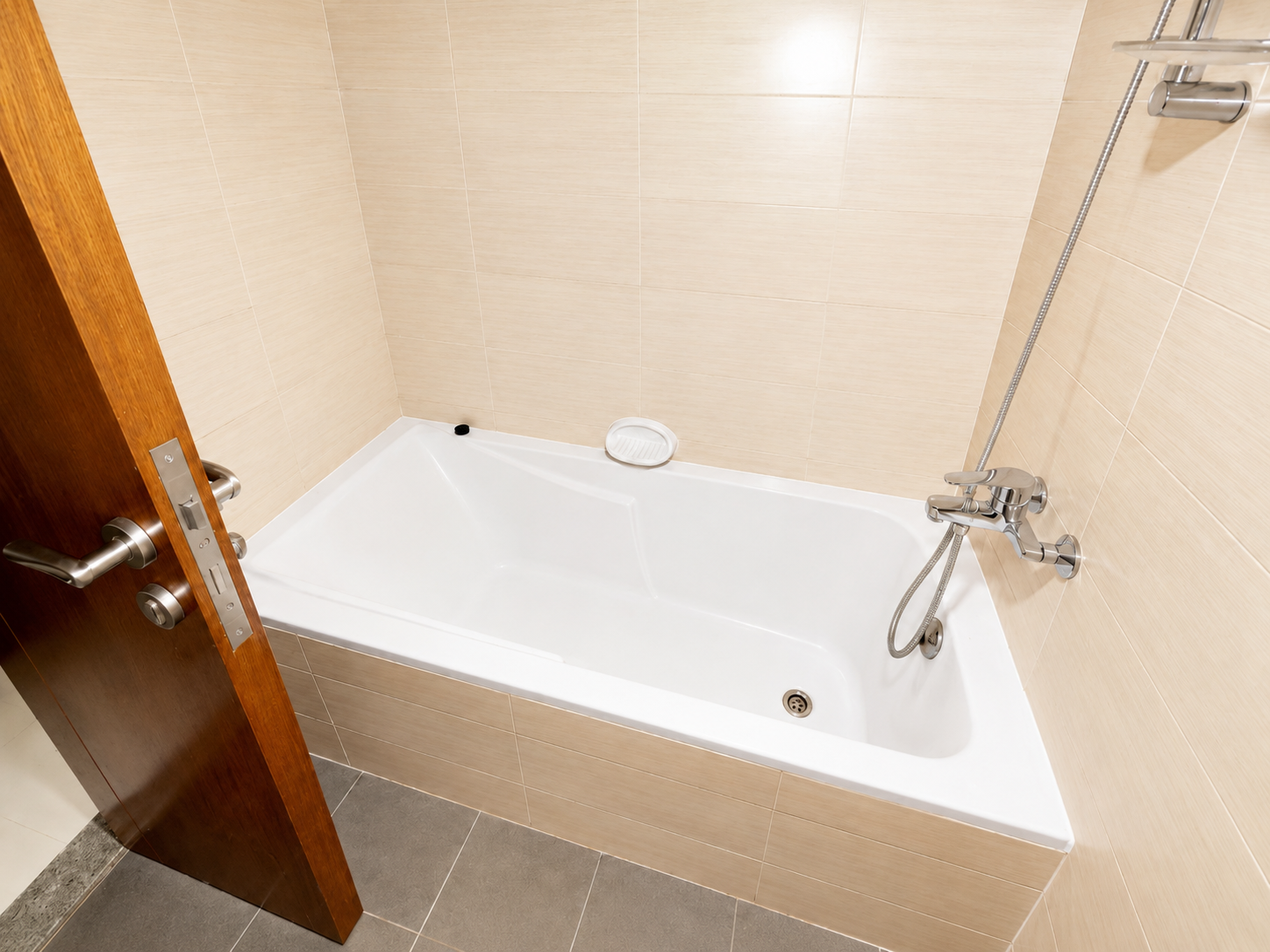 Cozy Studio Apartment | Vacant | Community View