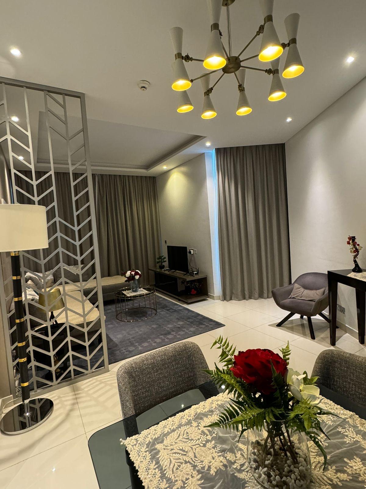 Canal View | Spasious Unit | Fully Furnished