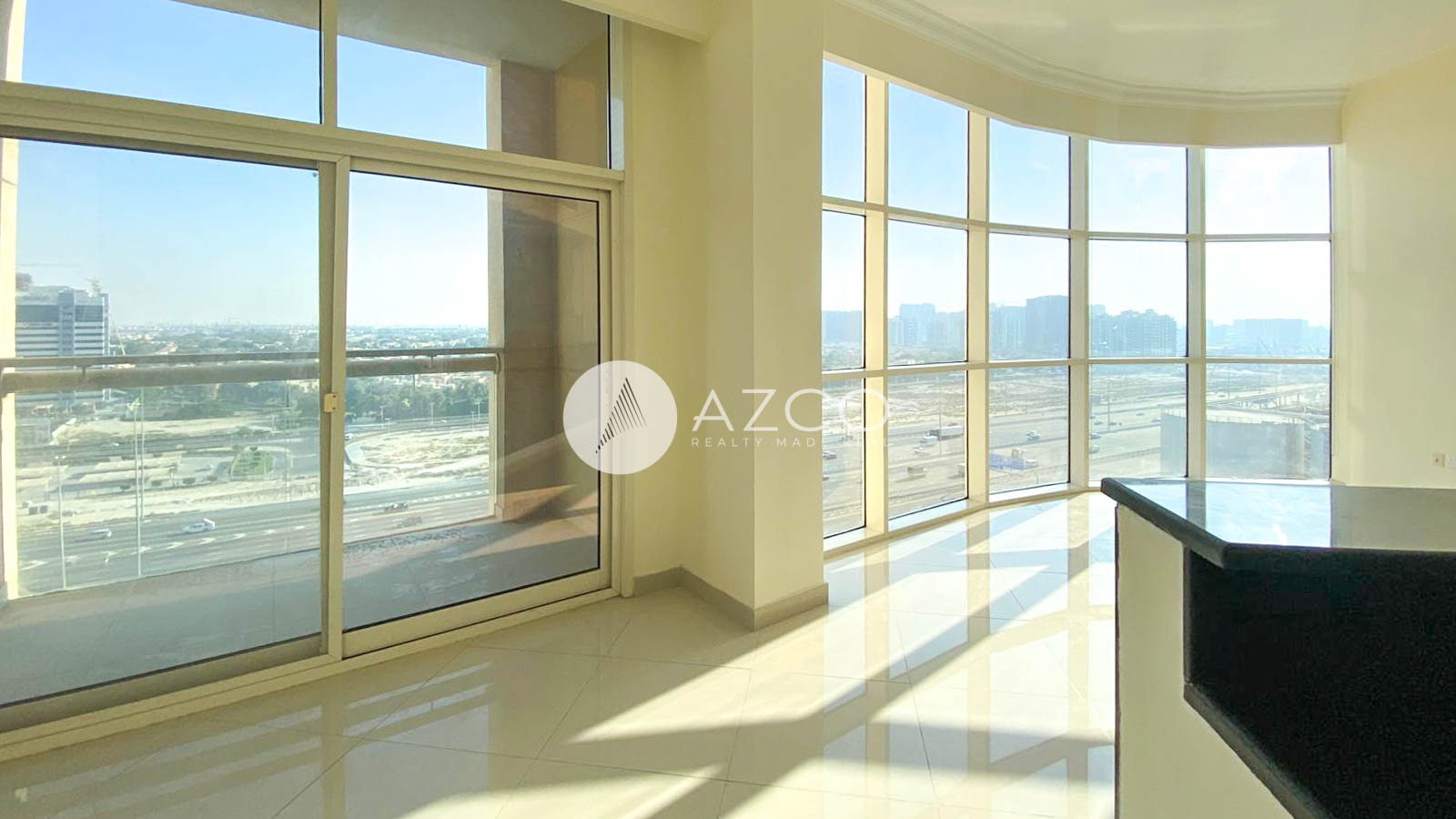 BRIGHT UNIT | HIGH FLOOR | UNIQUE STYLE