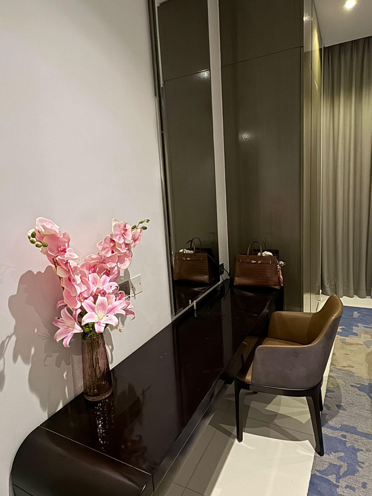 Canal View | Spasious Unit | Fully Furnished