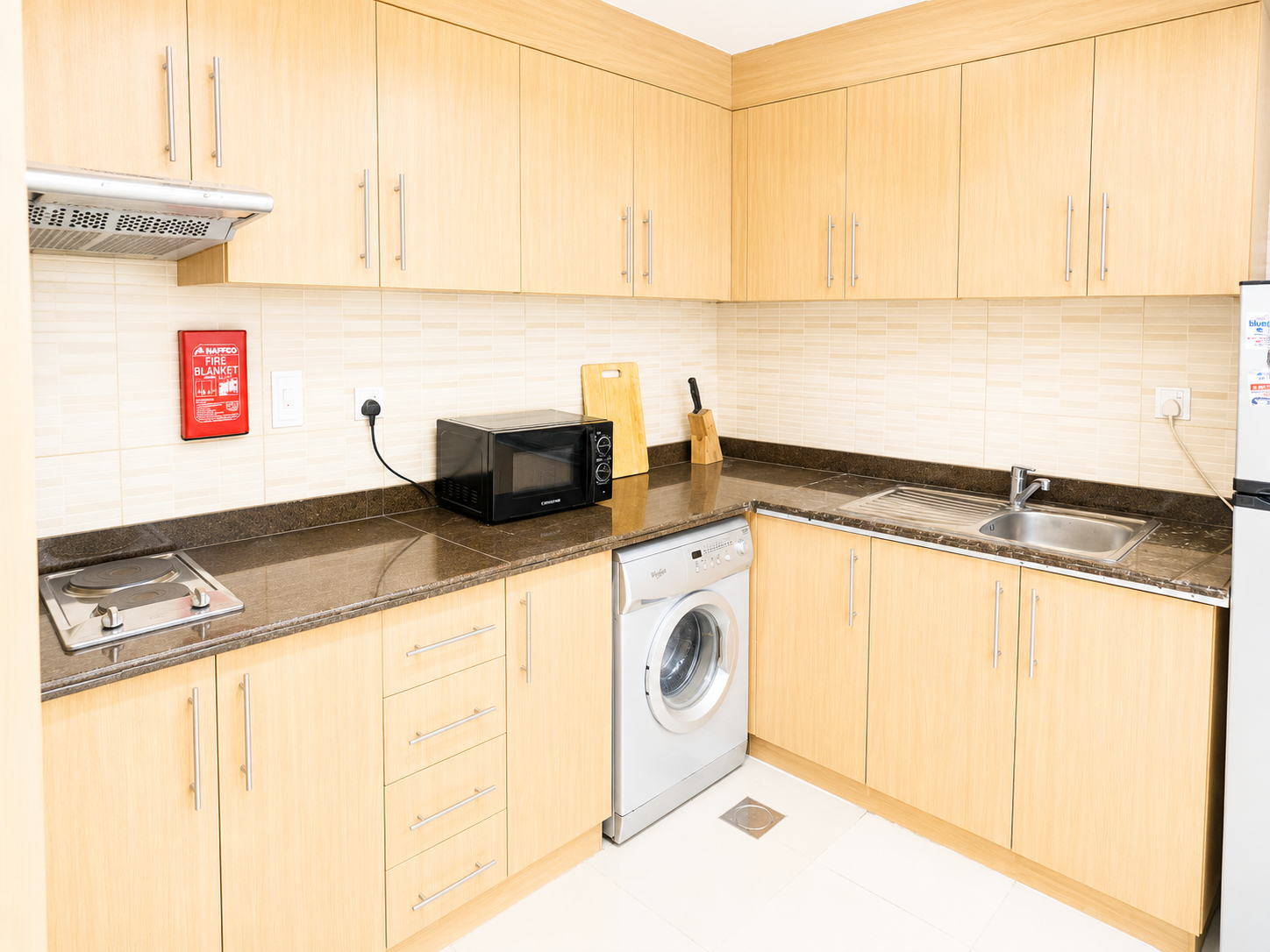 Modern Studio | Spacious Layout | Lincoln Park B