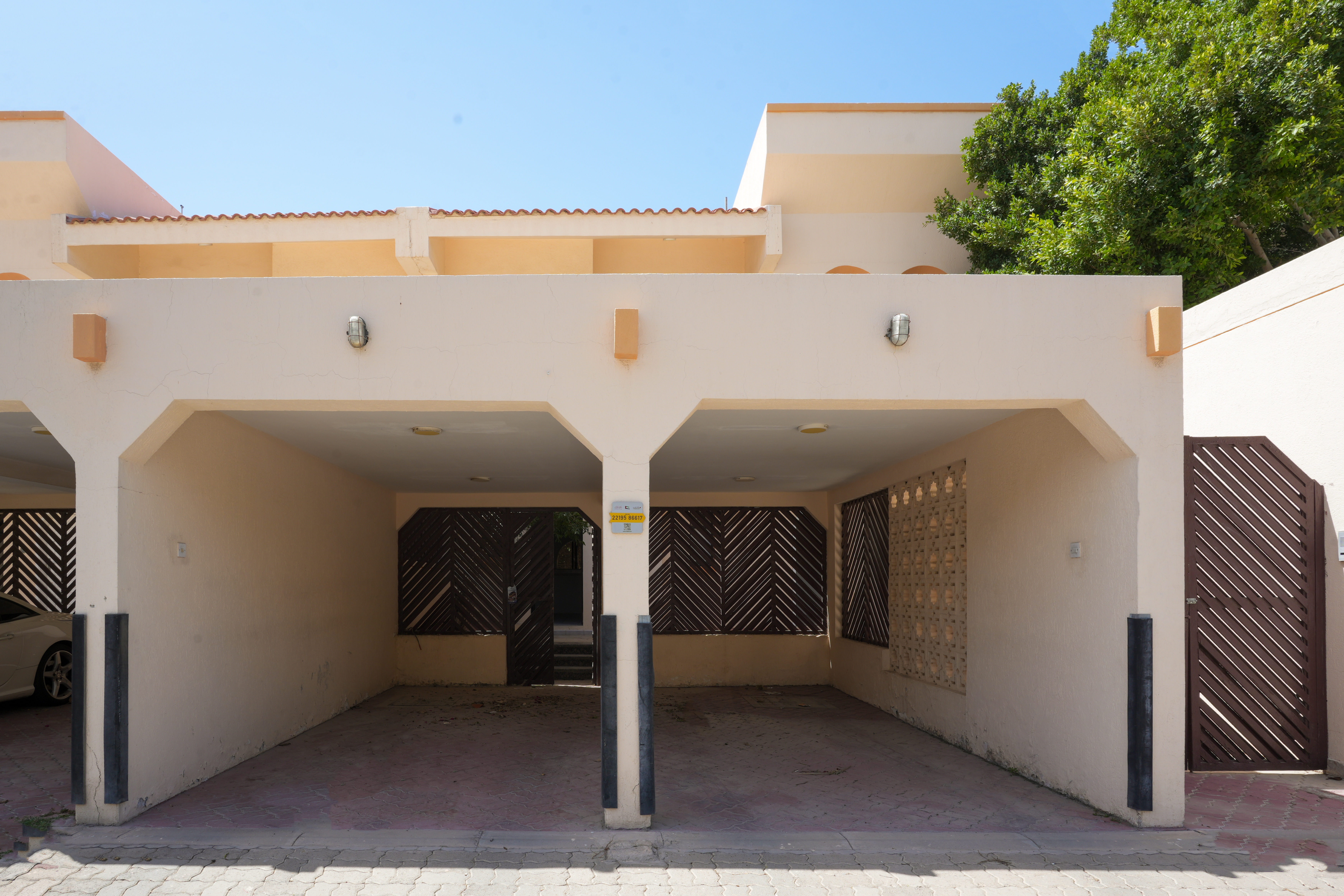 Spacious 4BR + Maid Villa | Gym | Pool | Ready to move | Jumeirah 3