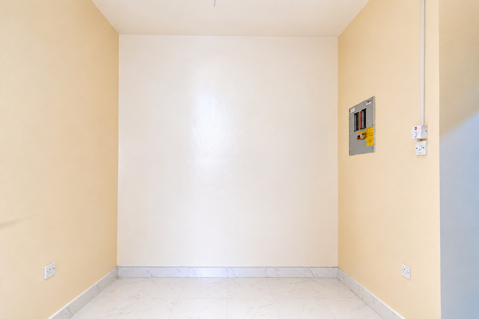 Ready to Move | Bright Apartment | with Balcony