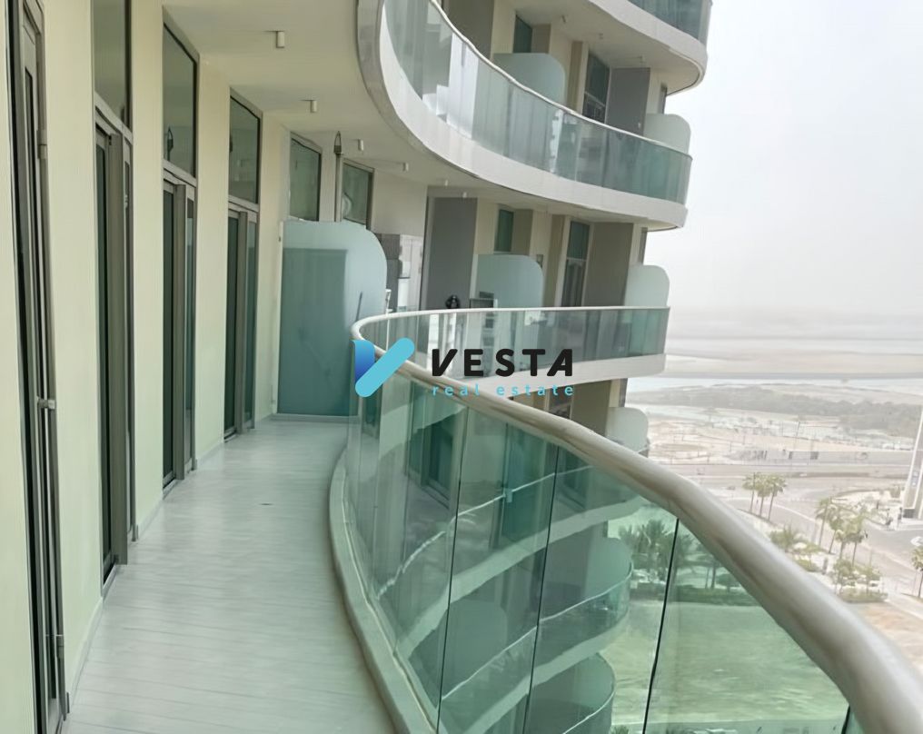 Panoramic Sea View | Maid Room | Large Balcony | Rented Unit W/High ROI