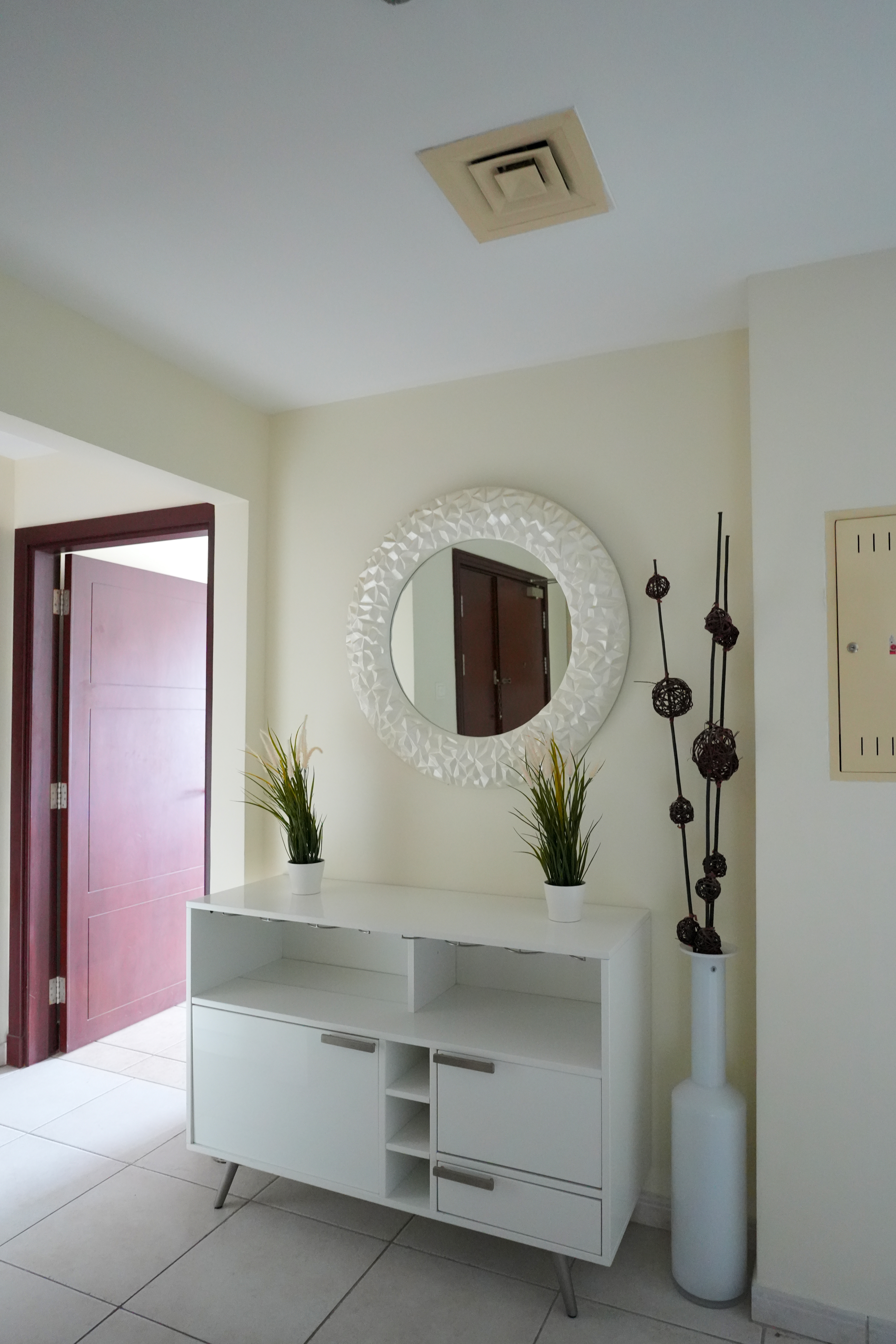 Fully Furnished | Well Maintained | Sea View