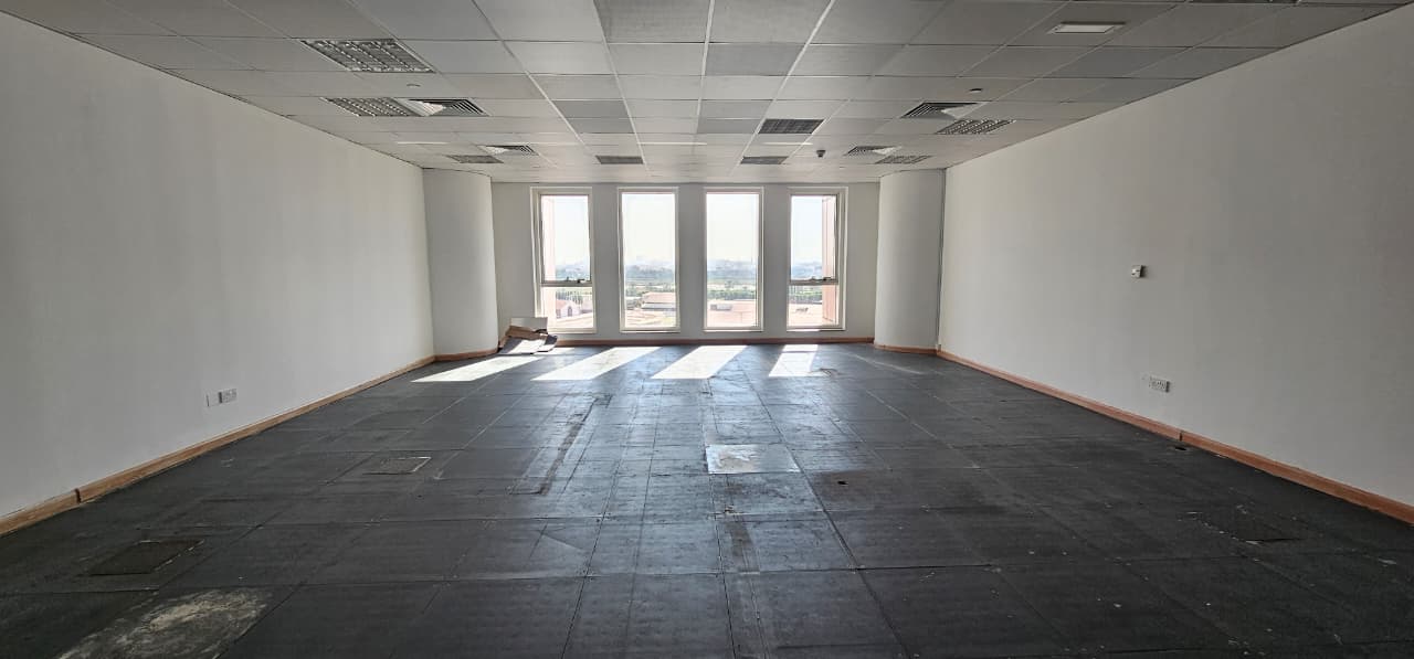Spacious Office | Ready to Move-in | Churchill Towers