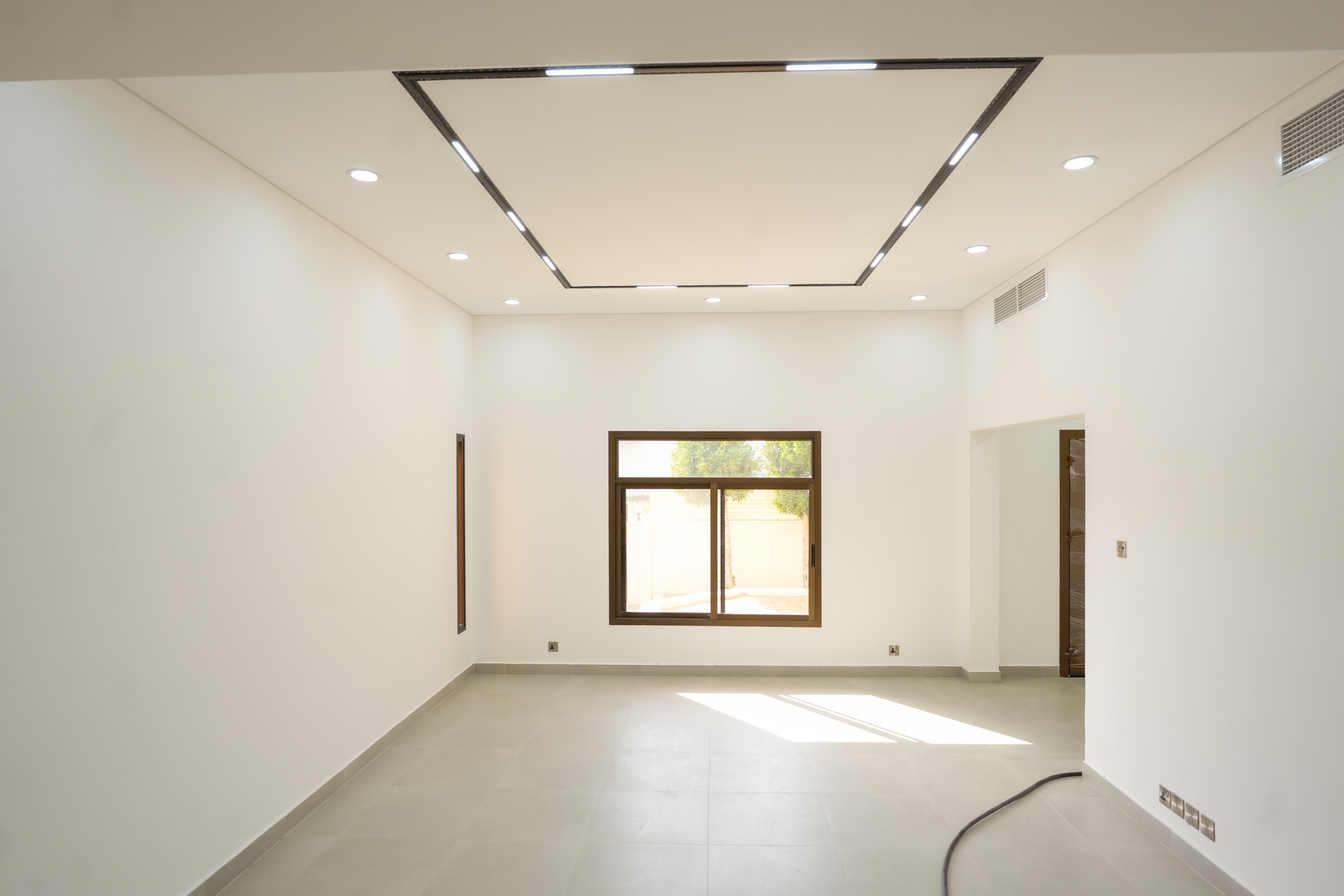 Fully Renovated 4BR + Maid Villa | Private Garden | Ready to Move | Jumeirah 3