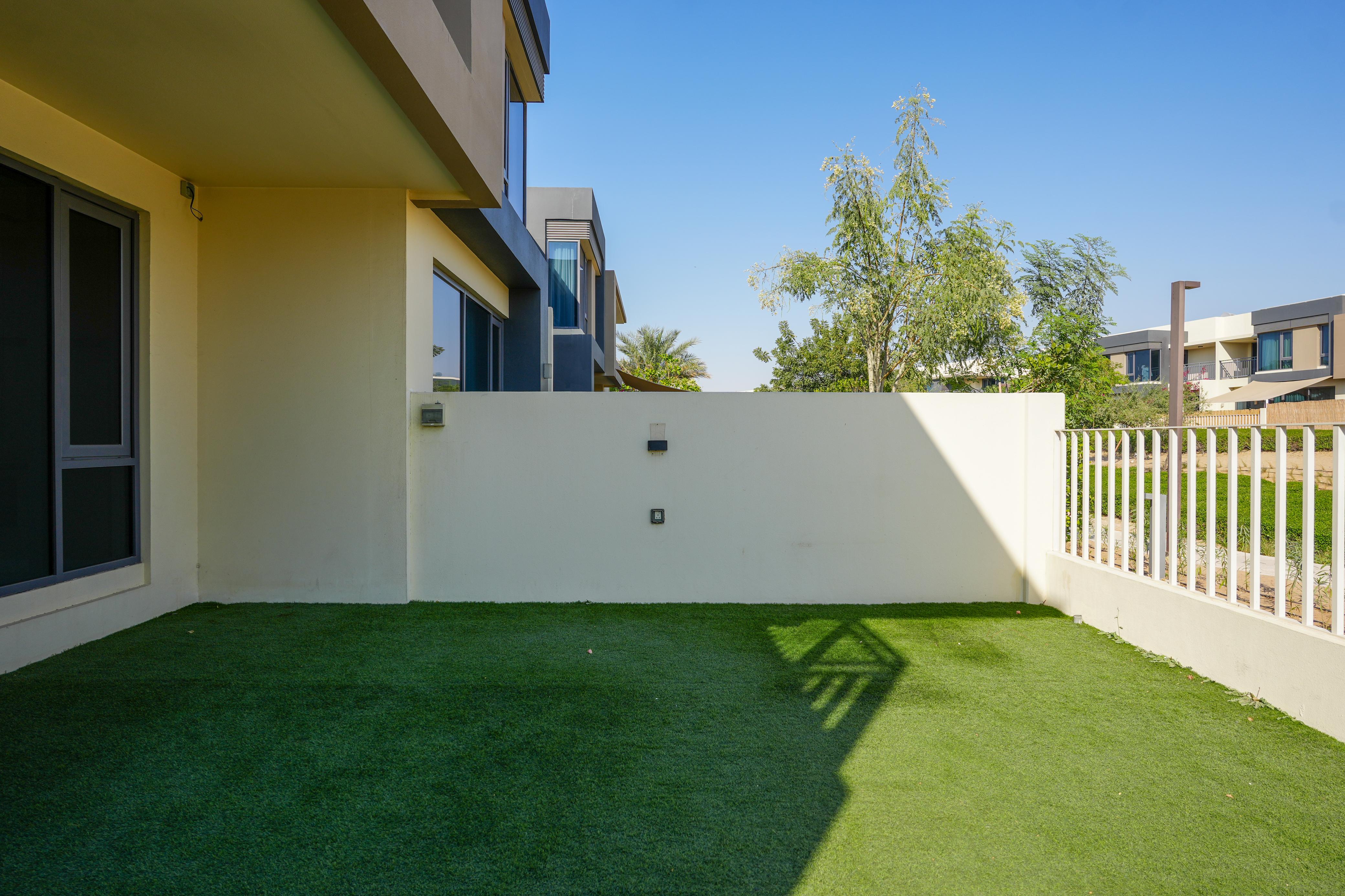 5 Bedroom +Maid | Single Row