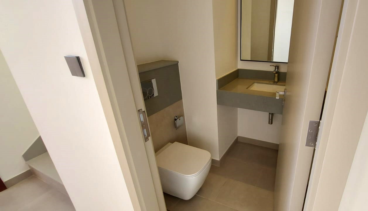 Specious layout | Close to amenities | Maid's room