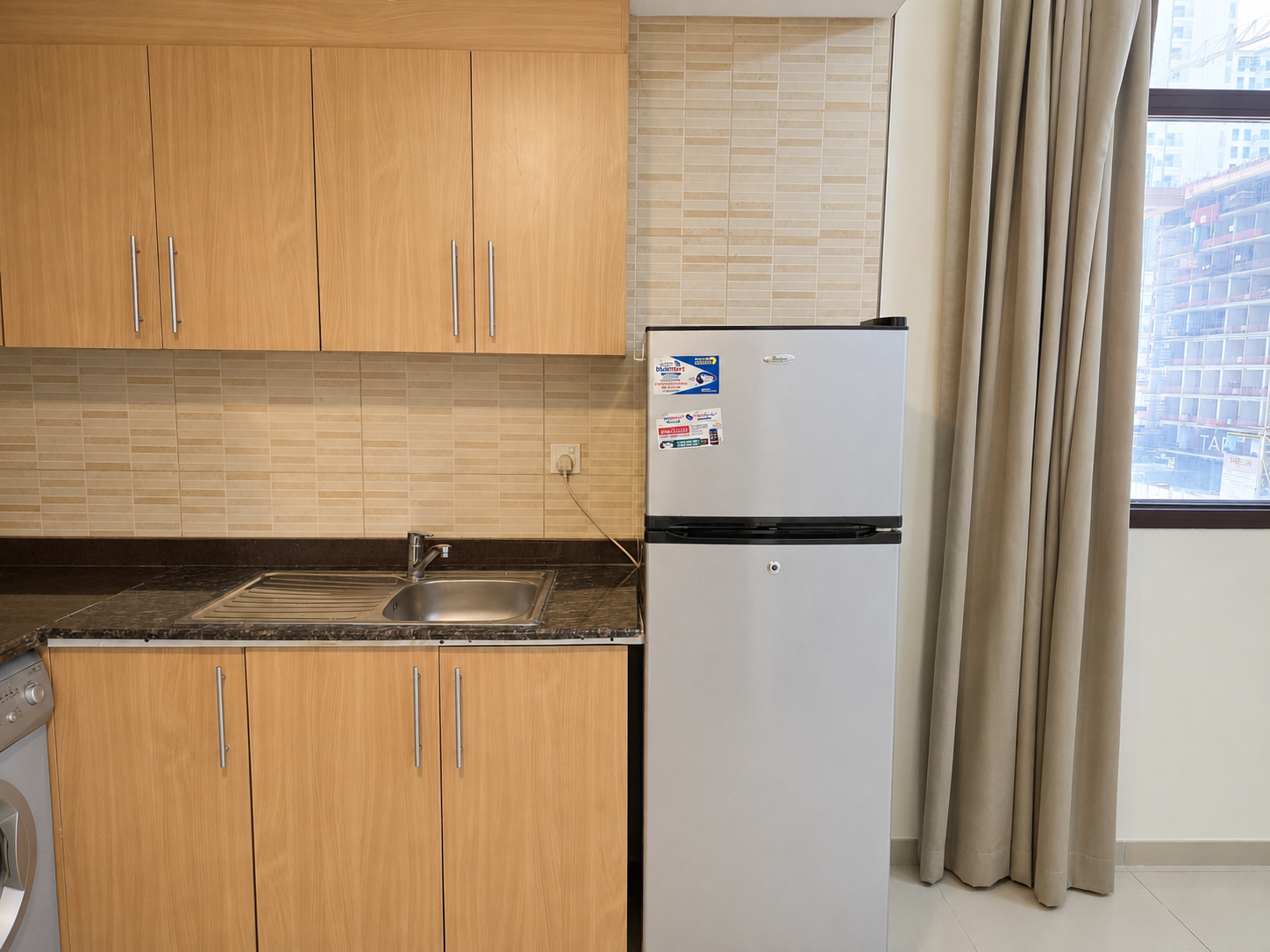 Modern Studio | Spacious Layout | Lincoln Park B