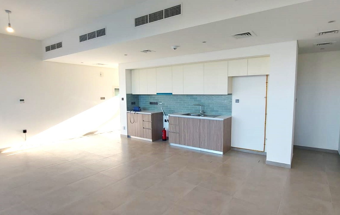 Specious layout | Close to amenities | Maid's room