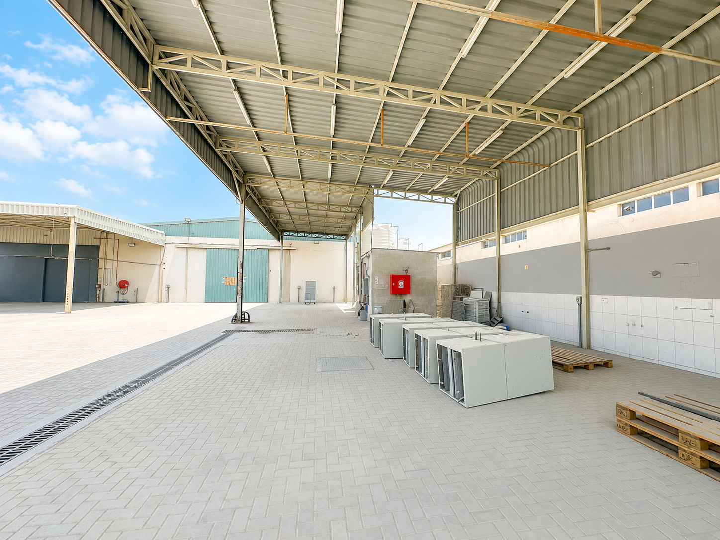 Spacious Warehouse | Prime Ras Al Khor Location | Easy Access