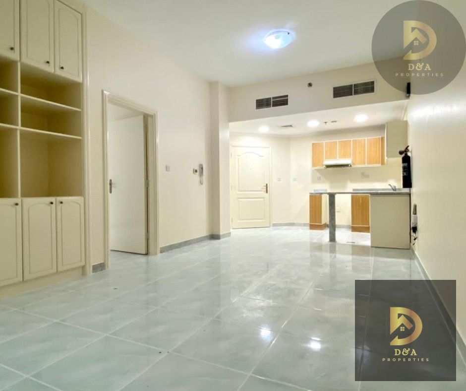 Spacious 1-Bedroom Apartment with Balcony in Golden Sands 12, Al Mankhool, Bur Dubai | NO COMMISSION