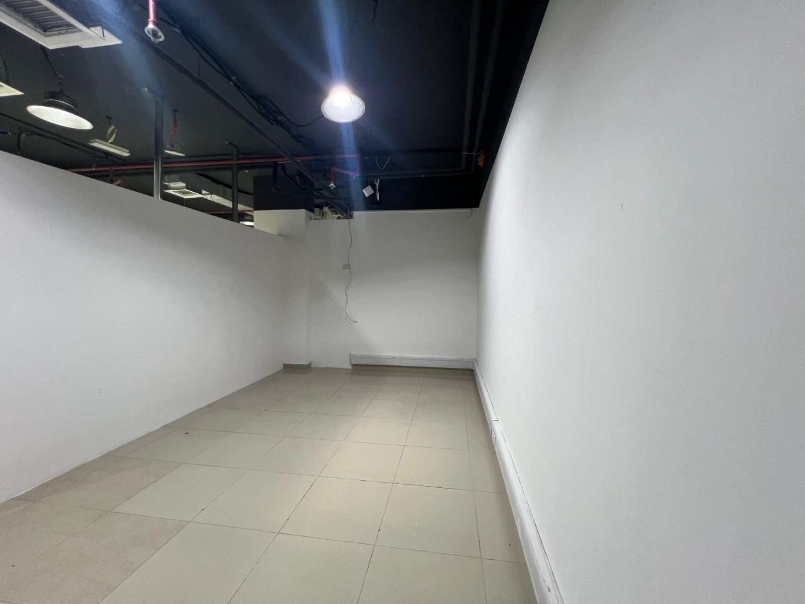 Spacious Office | Ready to Move-in | Canal View