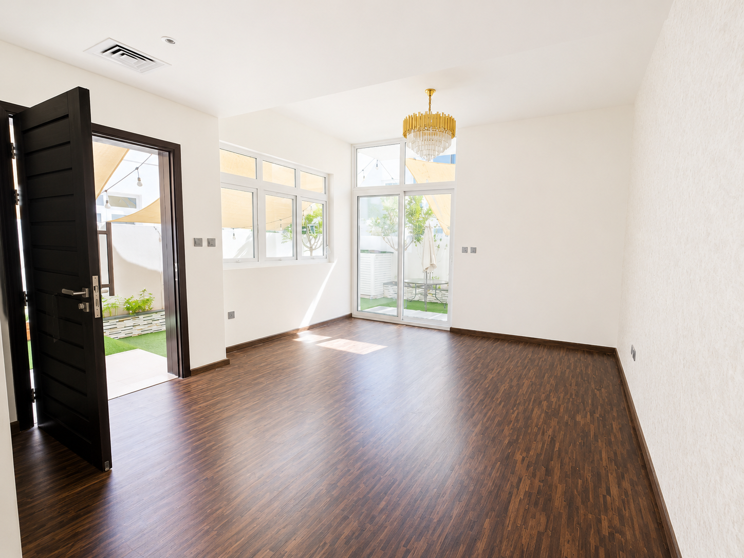 Upgraded Villa 3BR + Maid | Tenant Occupied | Unfurnished