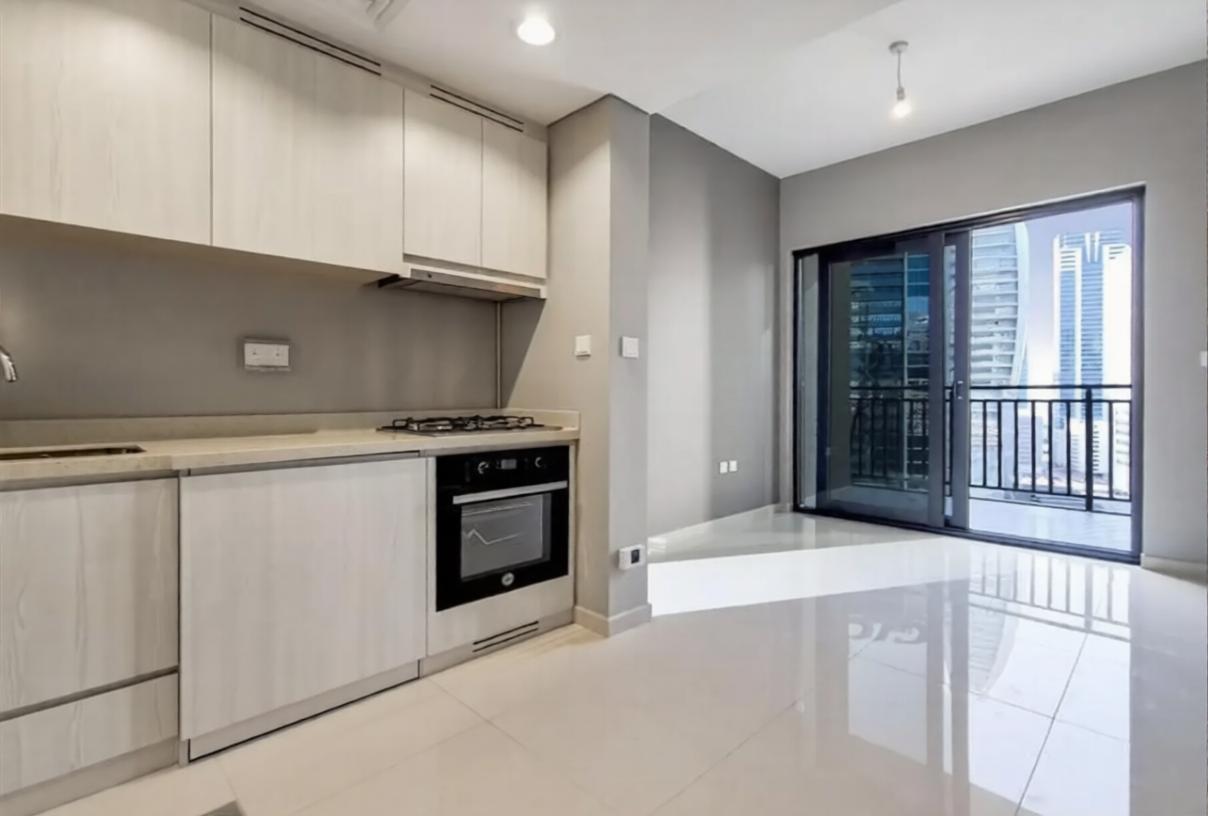 Pool View | Ready to move | Prime Location