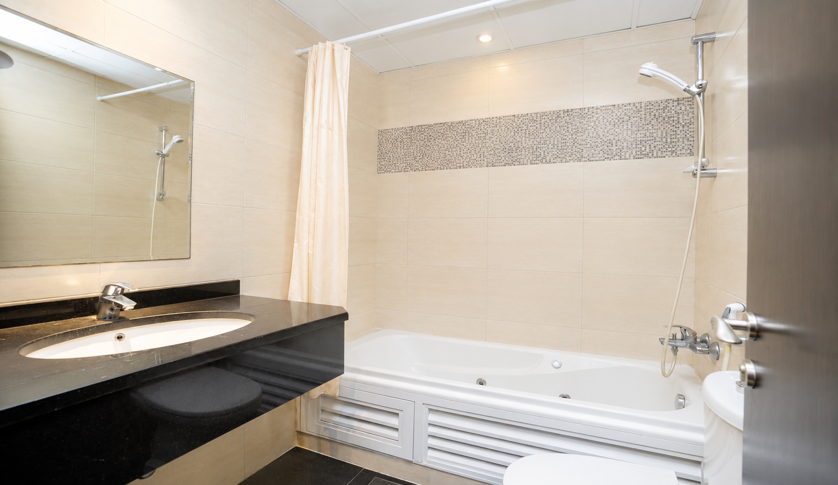 Spacious Layout | Community View | Ready to Move In