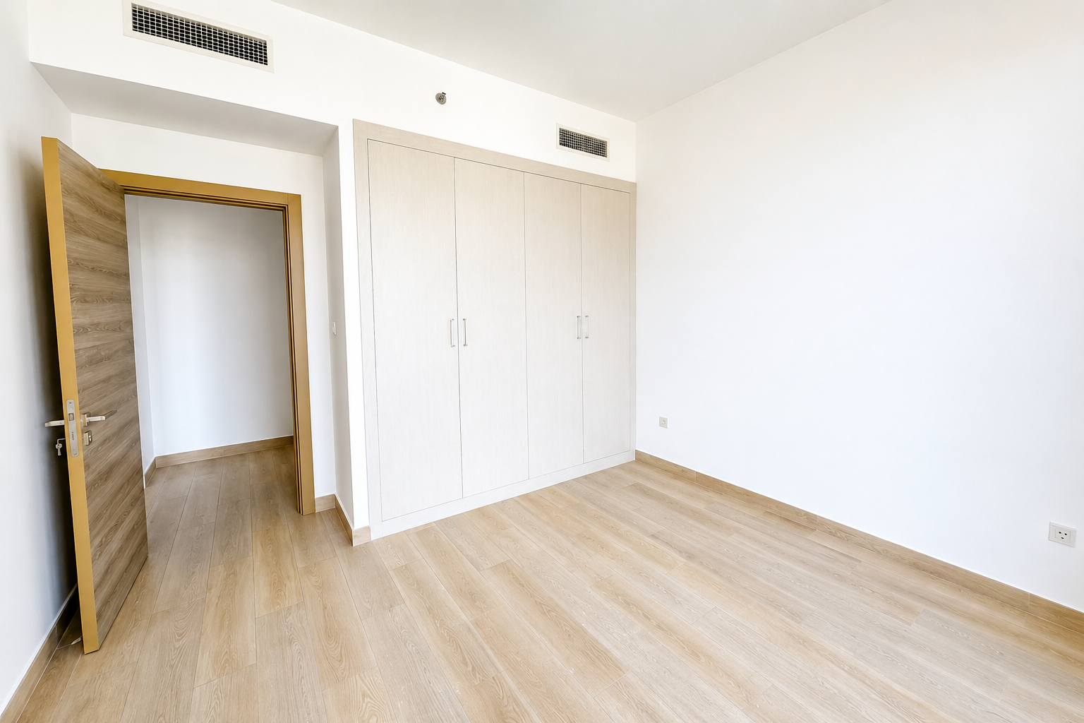 Bright Layout | Premium Amenities | Ready to Move