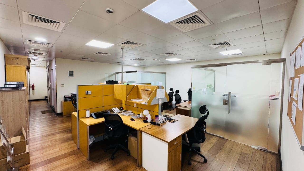 SPACIOUS WAREHOUSE | AL QUOZ | PRIME LOCATION