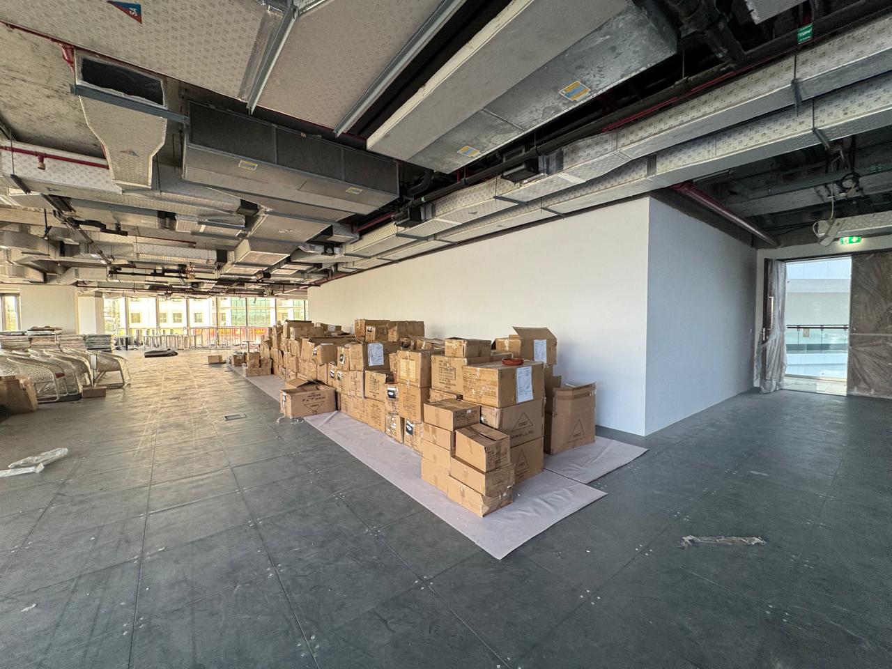 Unfurnished | Bright and Spacious | Semi Fitted