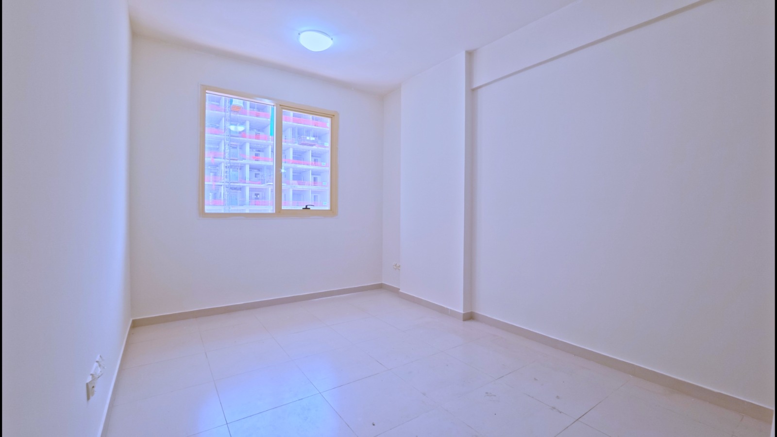 Bright 1BR | Unfurnished | Well Maintained | Ready to Move In