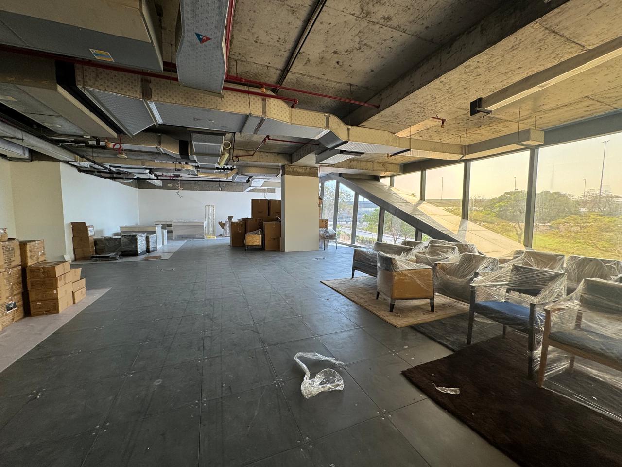 Unfurnished | Bright and Spacious | Semi Fitted