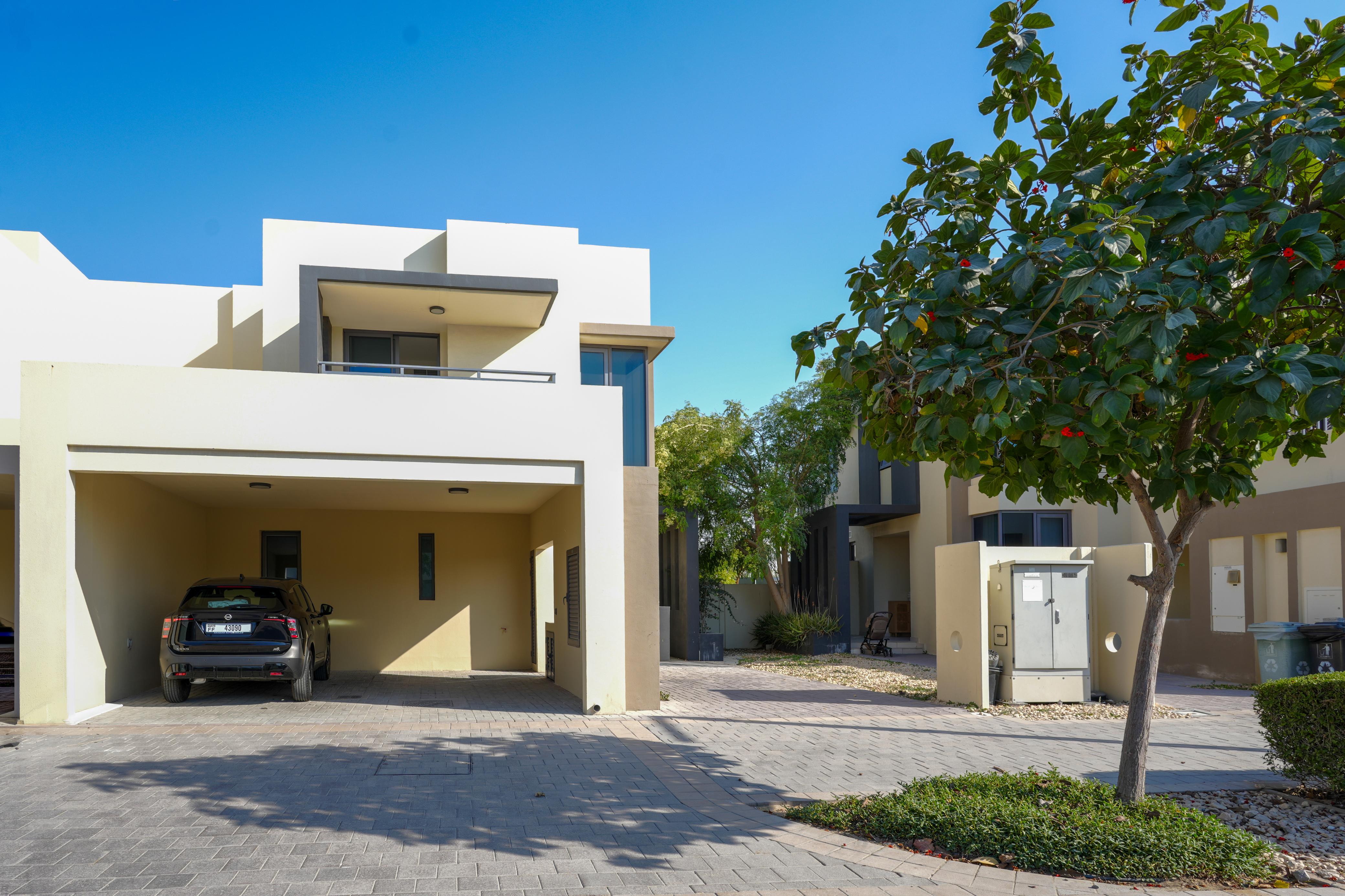 5 Bedroom +Maid | Single Row