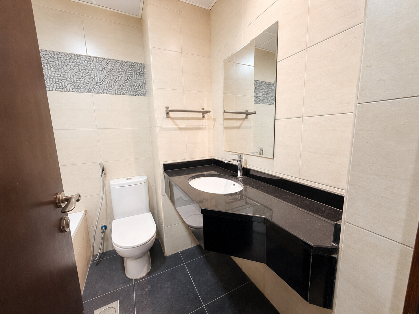 Community View Studio w/Balcony | Furnished | Ready to Move