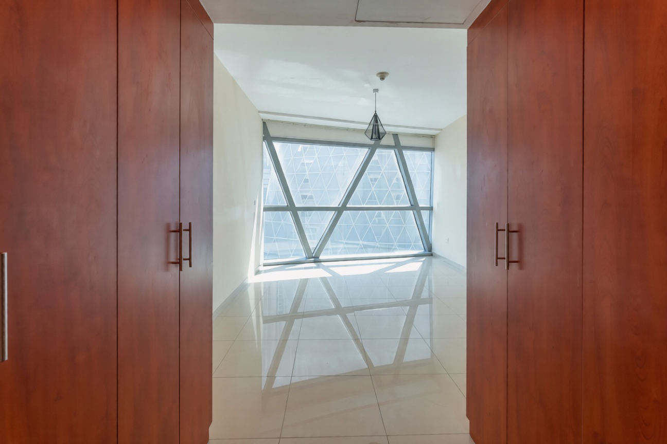 2 BR with Maid's Room | Bright | Dubai Mall and Pool View