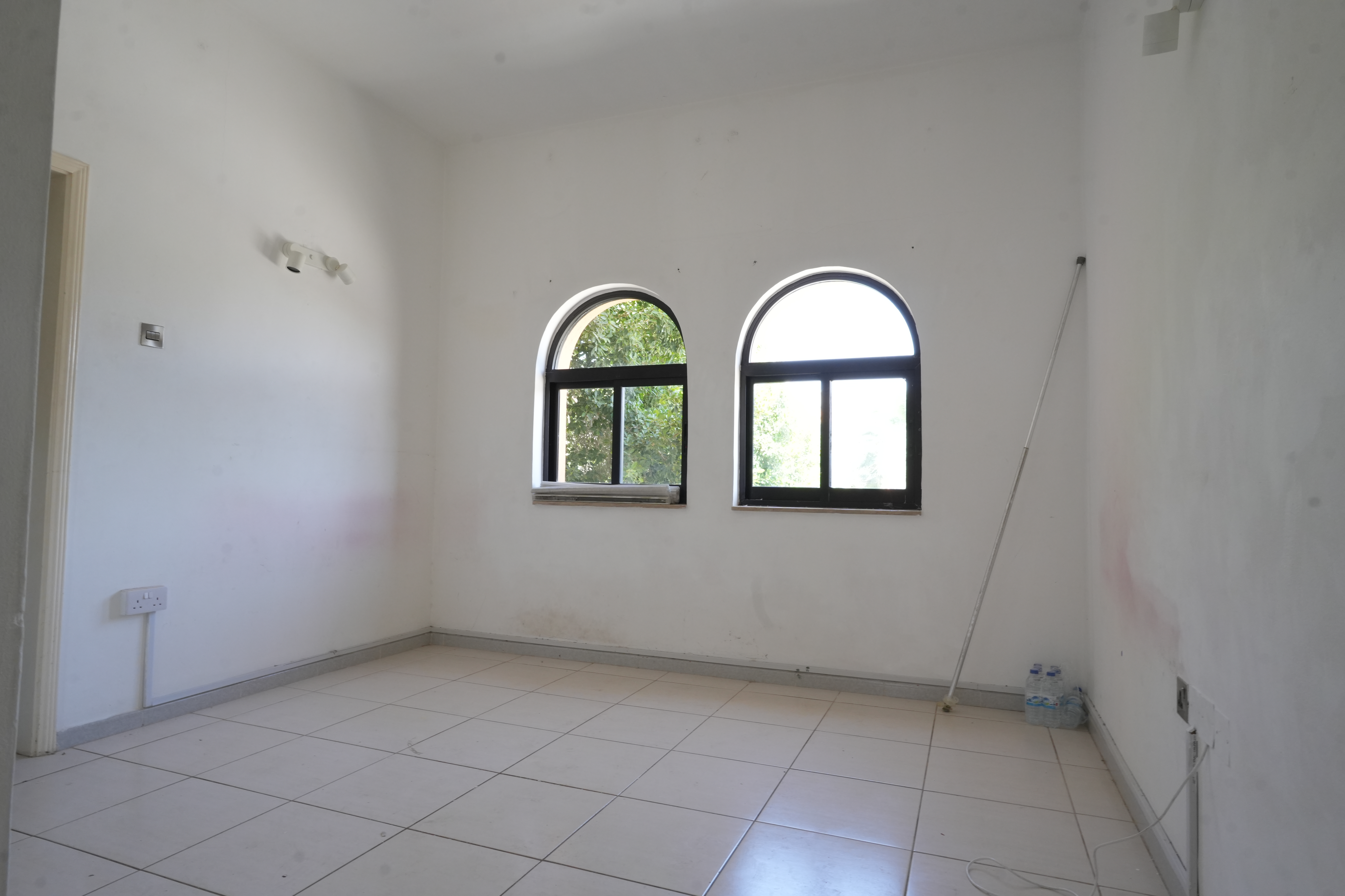 Spacious 4BR + Maid Villa | Gym | Pool | Ready to move | Jumeirah 3