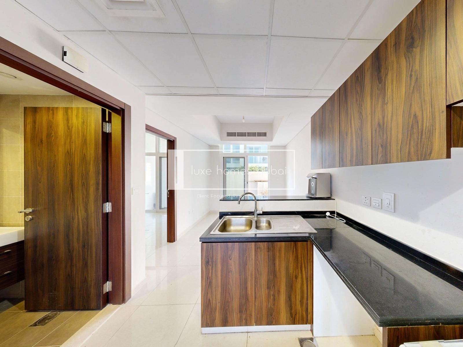 Prime Location | 4BR Modern Villa | Ready