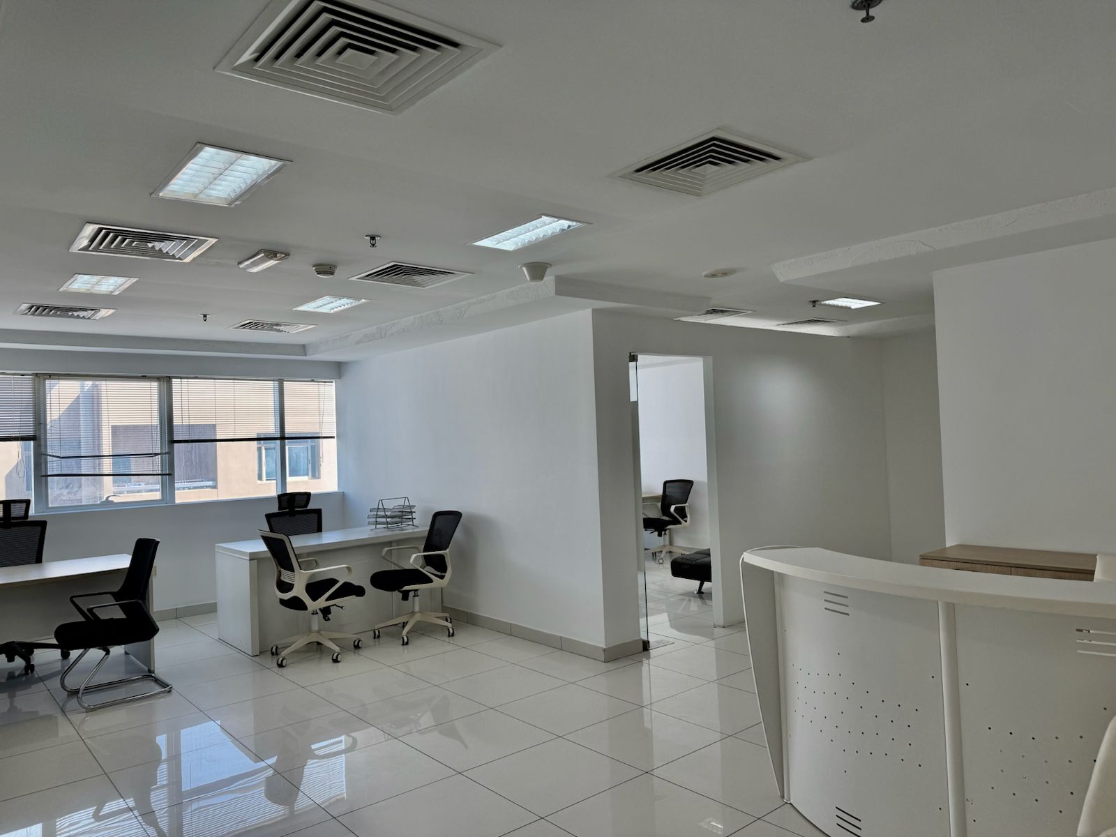 Near Mall of Emirates | Independent Fitted Office