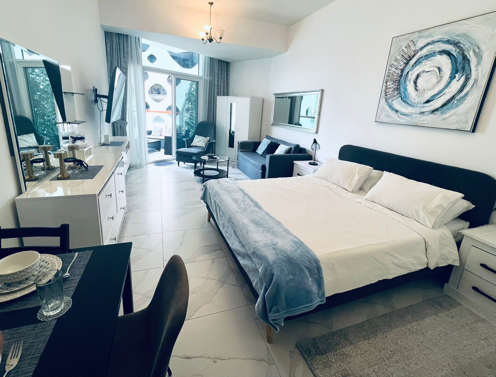 Burj khalifa View | Furnished | Prime Location · image 2