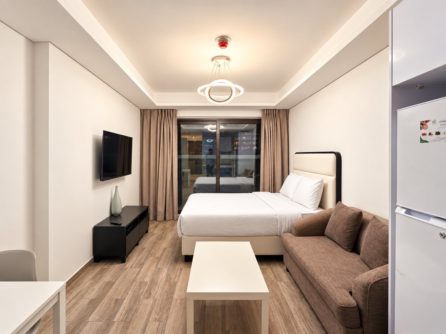 Furnished studio in Laya Mansion