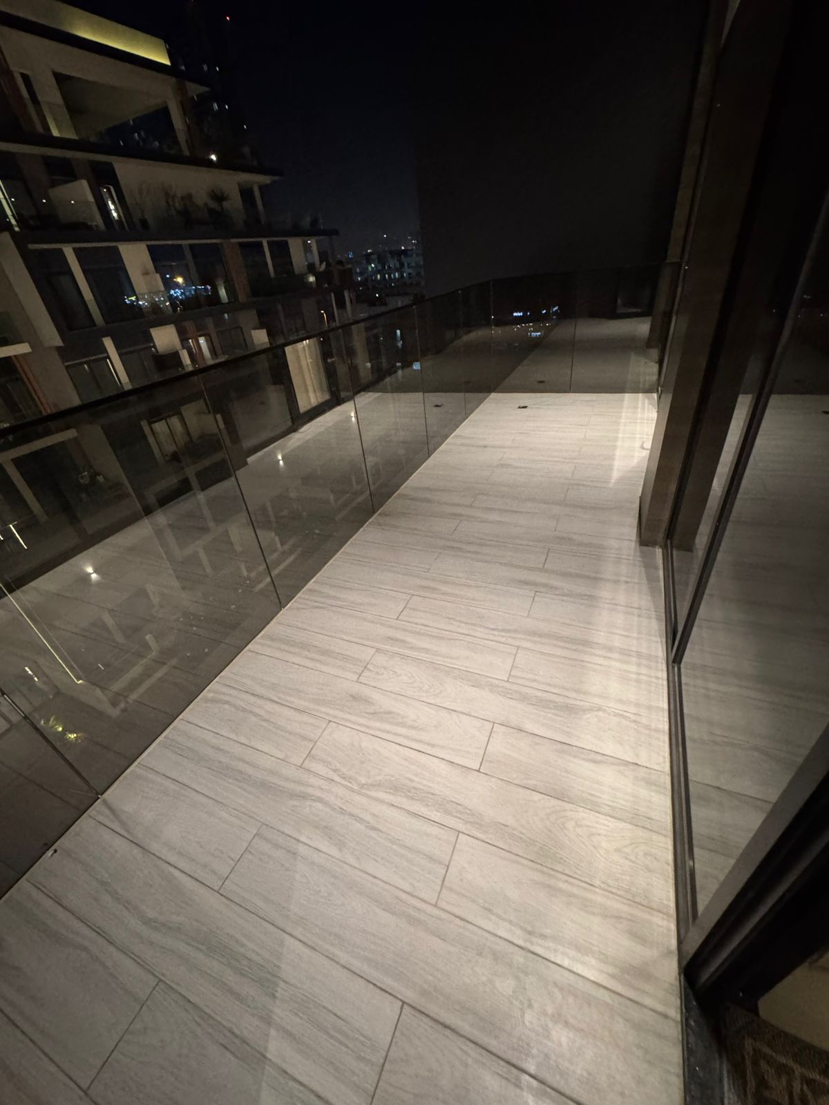 Fully Furnished 1BR+Study | Chiller Free | Balcony | Ready To Move
