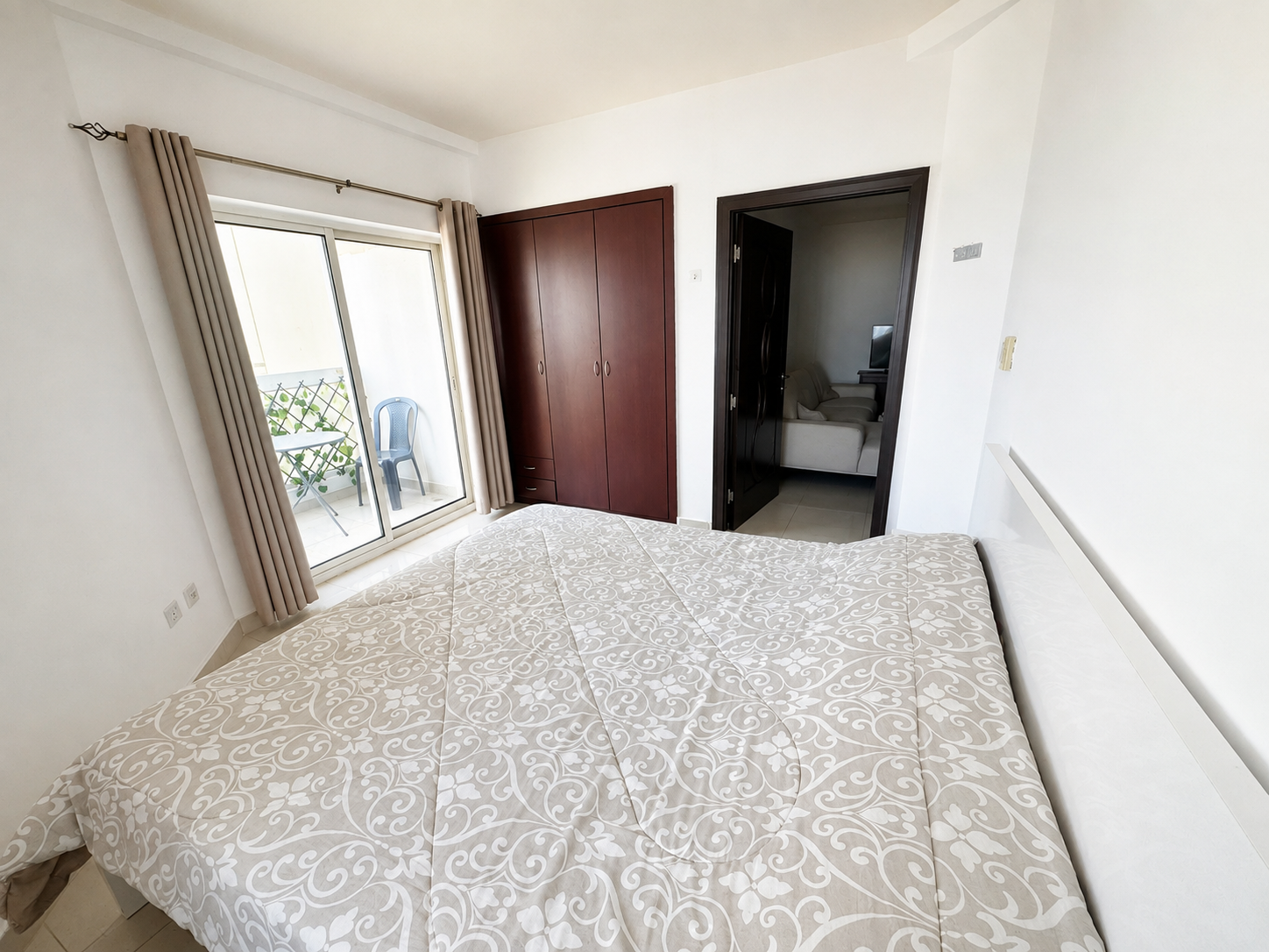 Elegant Home | Balcony | Convenient Location
