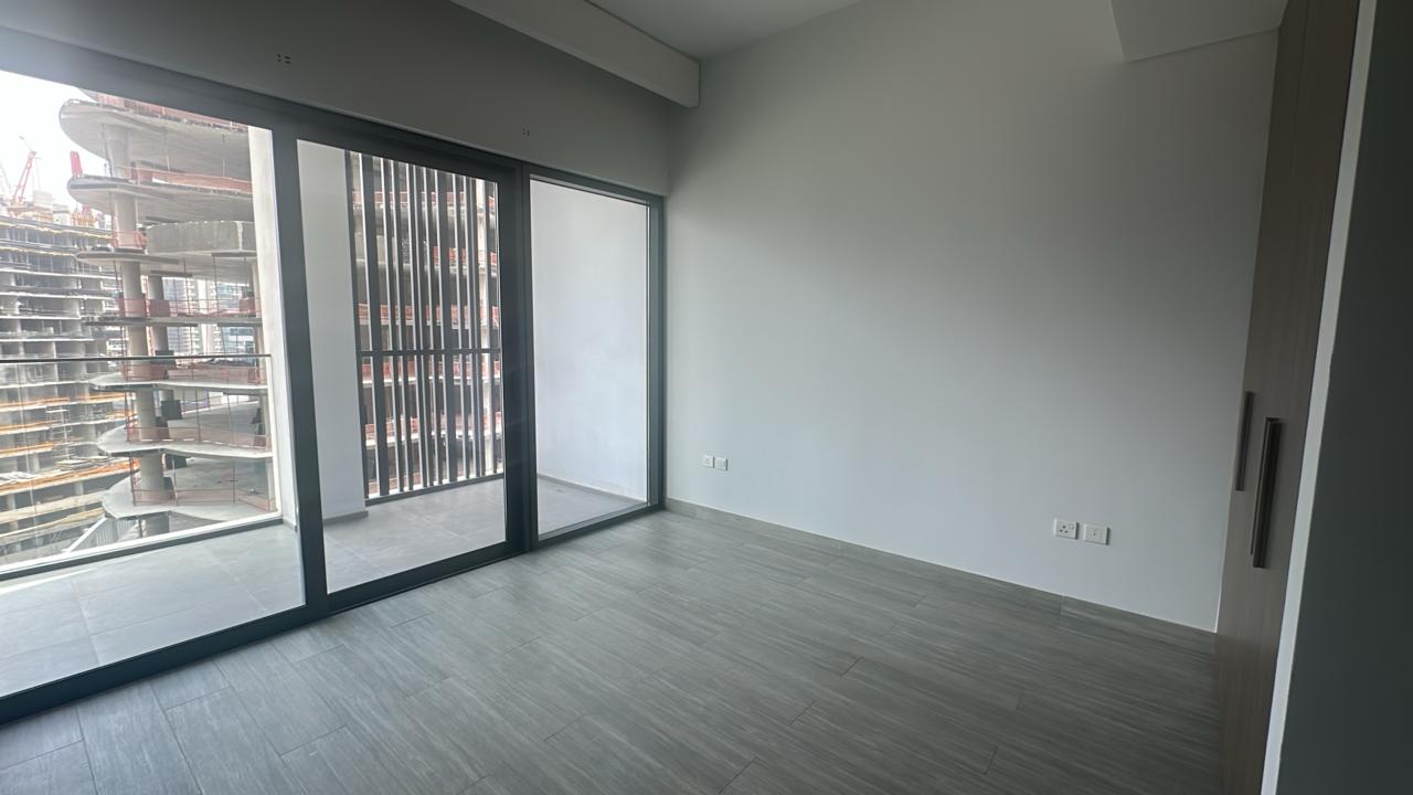 Elegant 1BR Apartment | Full Burj Khalifa View | 2 Bathrooms