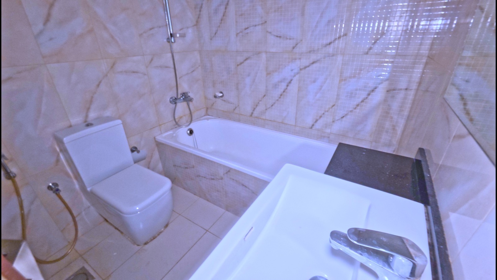 Spacious | Unfurnished | Bright & Well Maintained