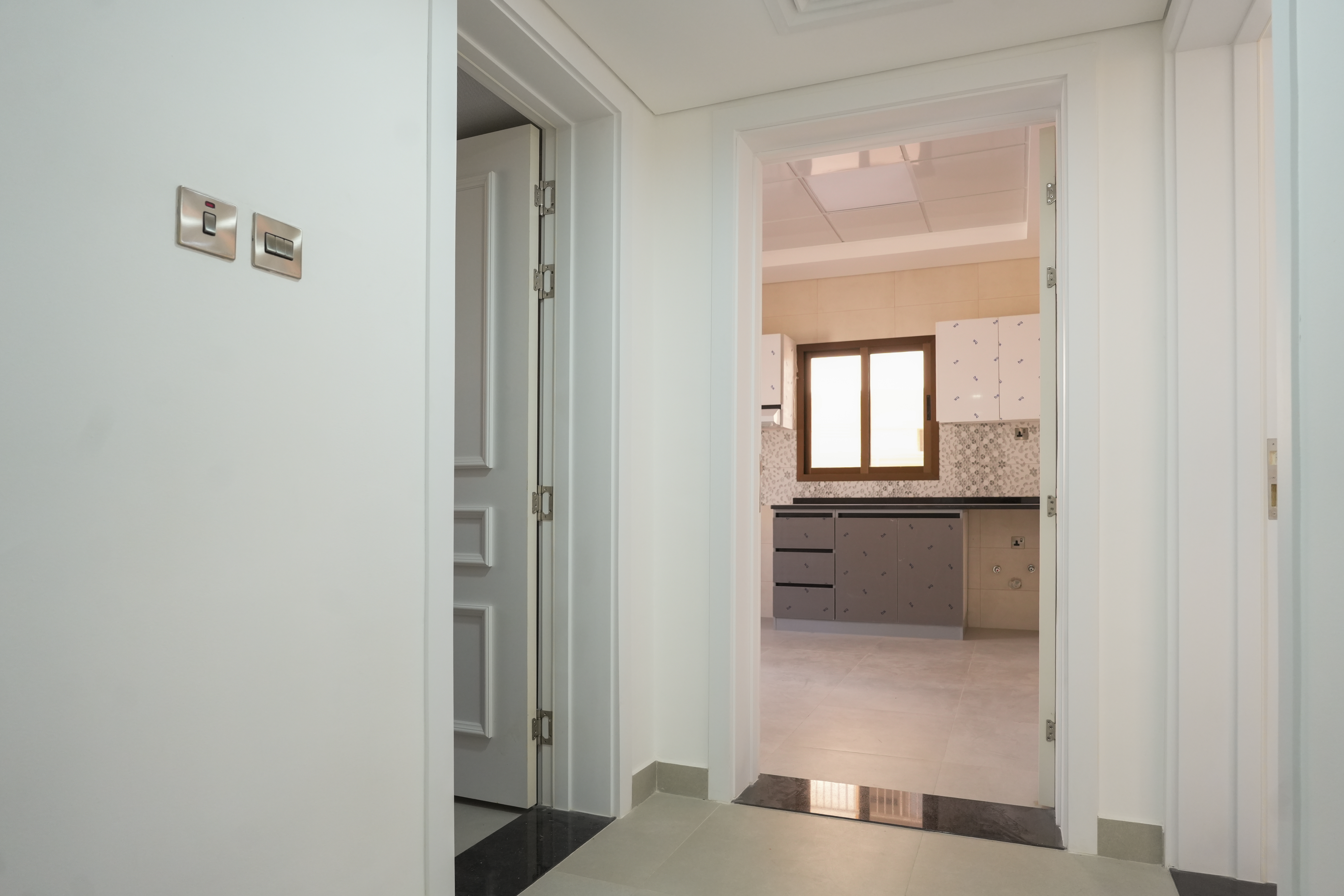 Fully Renovated 4BR + Maid Villa | Private Garden | Ready to Move | Jumeirah 3