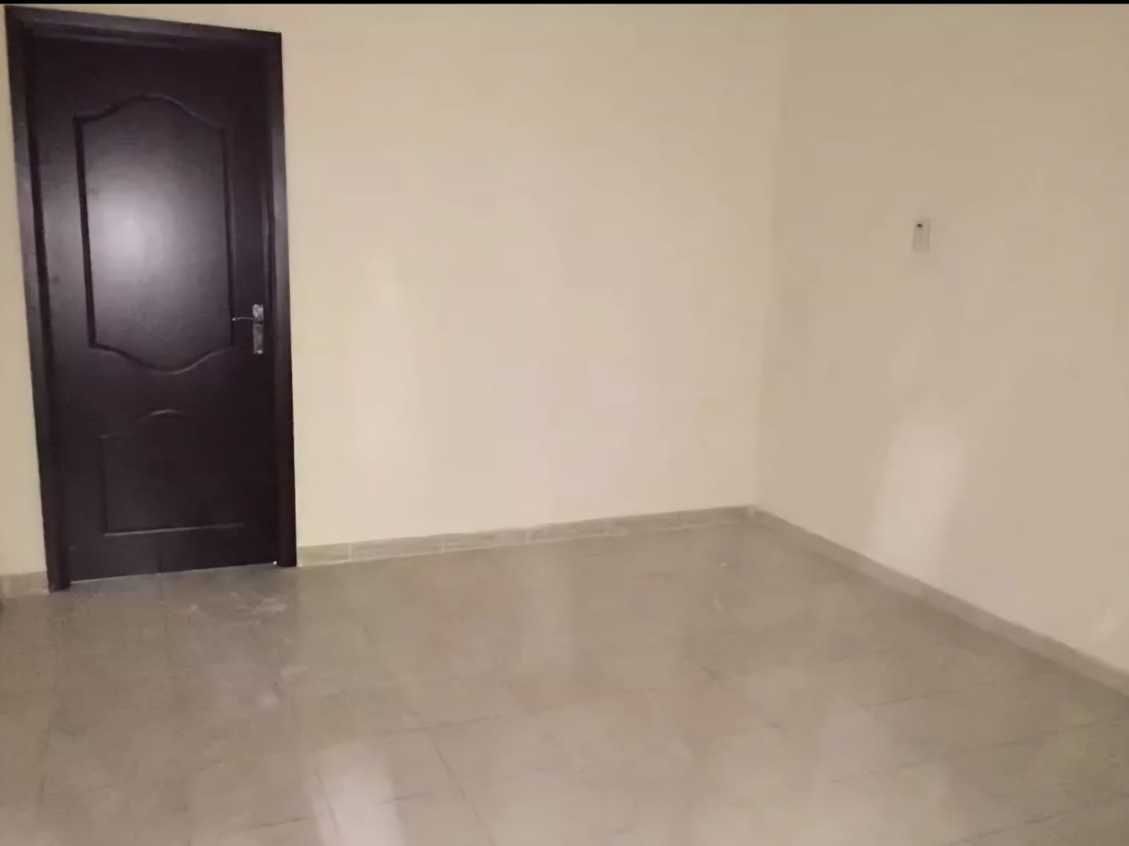 One Bedroom Converted In Two Bedroom | Next to Metro | Vacant