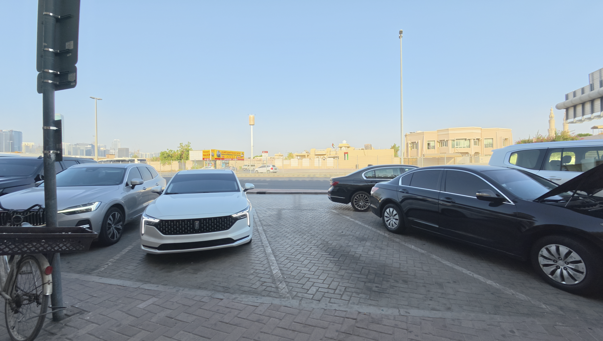 Prime Road-Facing Shop | High Visibility | Visitor Parking | Al Quoz