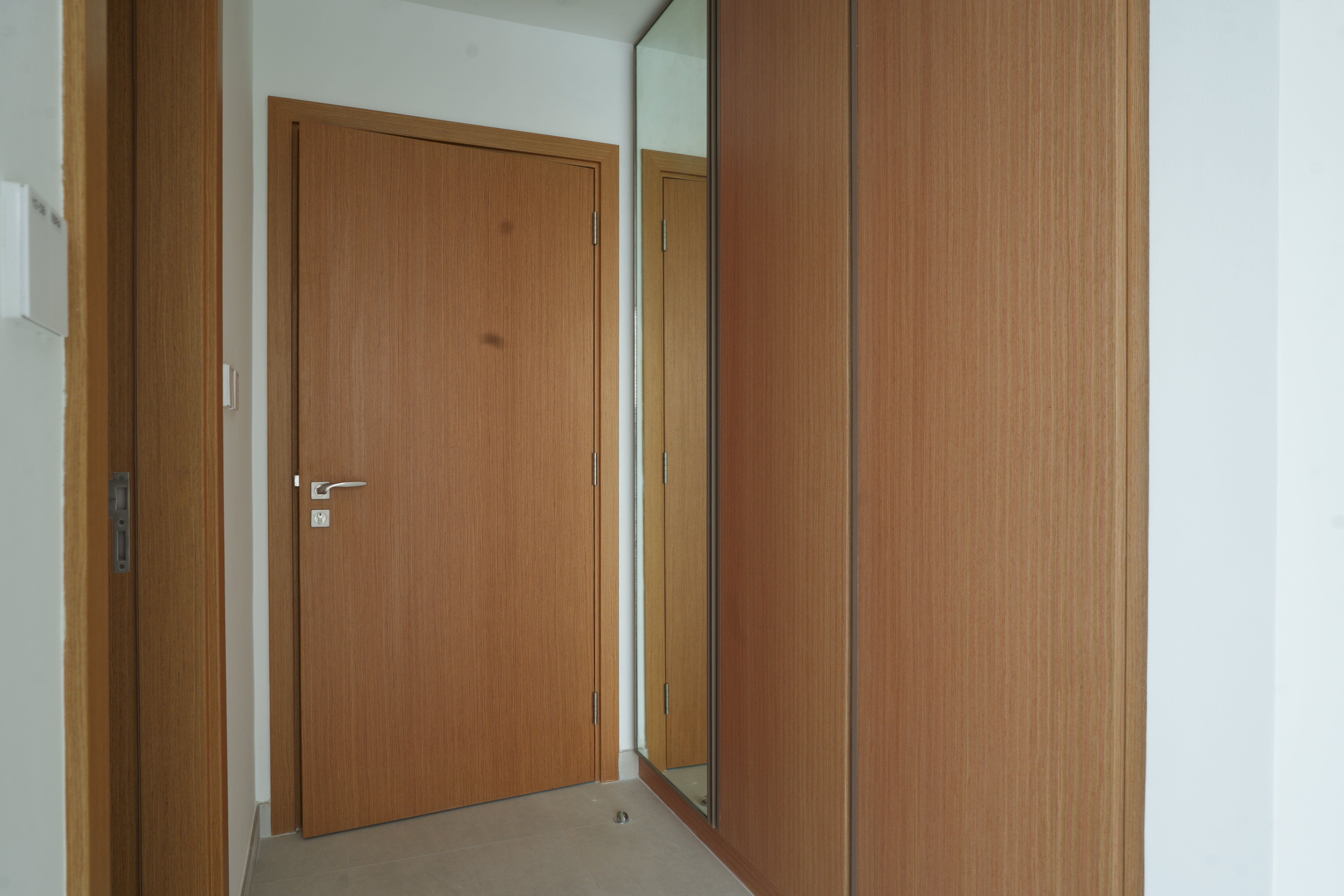 Clean & Spacious | Unfurnished Apartment | Direct Sea View