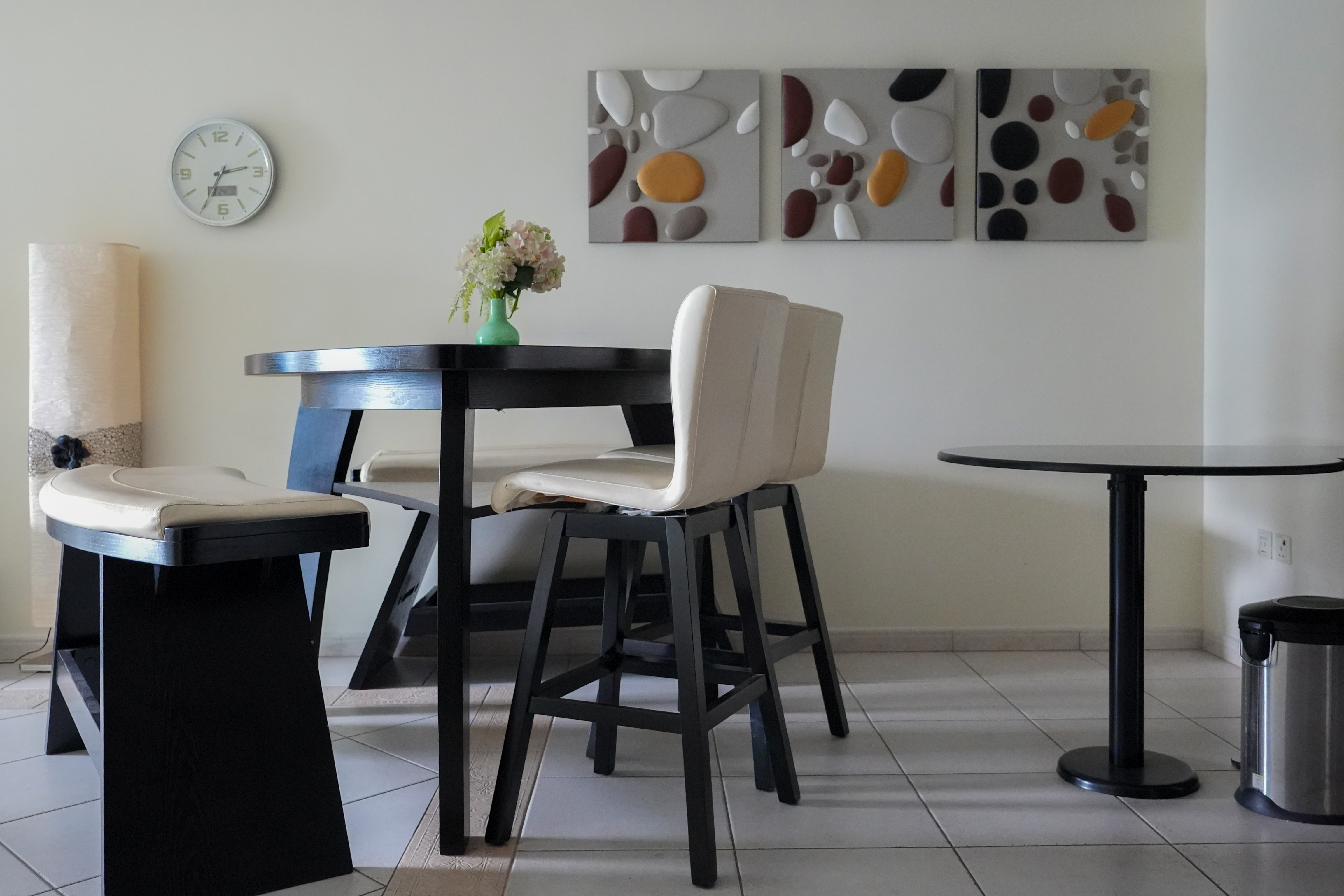 Fully Furnished | Well Maintained | Sea View