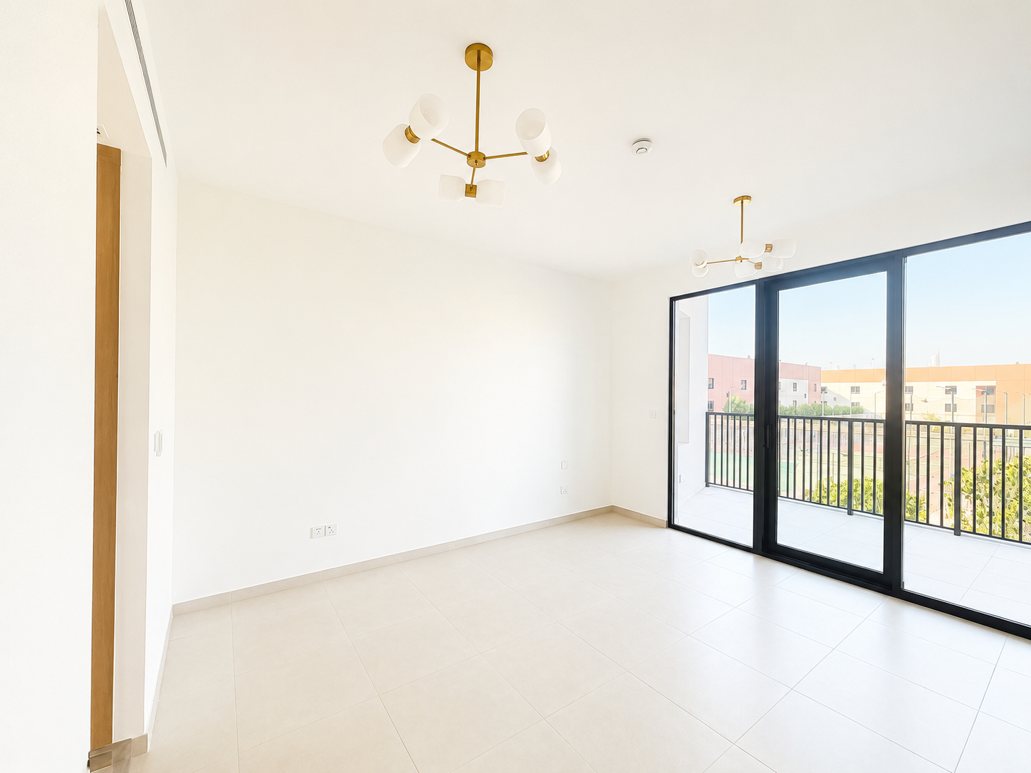 Vastu | Upgraded | Own amenities | End Corner
