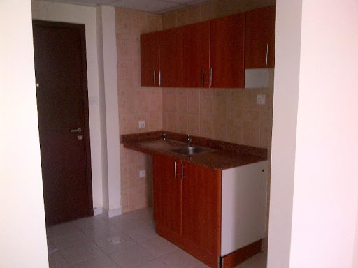 Studio with balcony for rent in Emirates cluster 30,000./ photo 5